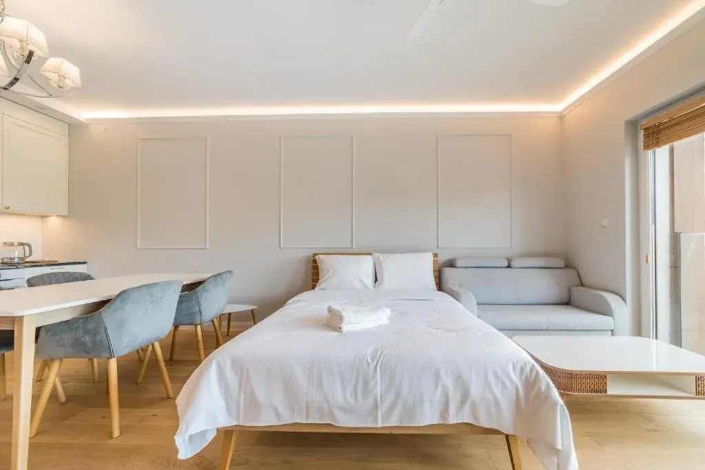 Warta River Chic Studio by BookingHost, photo 1 of 10