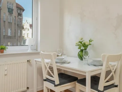 Cozy Apartment Remote Work by Noclegi Renters, photo 4 of 10