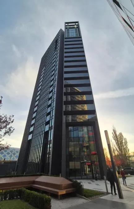 Towarowa 39 London Apartment, free parking, air-conditioning, self check-in 24h, photo 1 of 10
