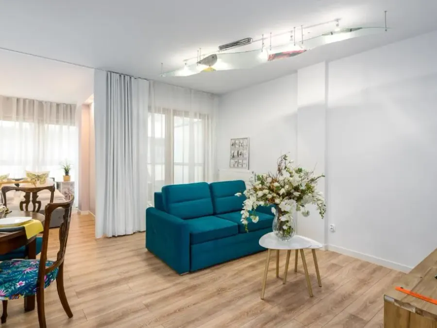 Villa Venecja Apartment Chwaliszewo with FREE GARAGE City Center by Noclegi Renters, photo 1 of 10
