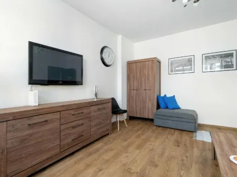 Comfortable Apartment Near the Old Town by Noclegi Renters, photo 6 of 10