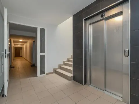 Spacious Apartment Ideal for Families by Noclegi Renters, photo 9 of 10