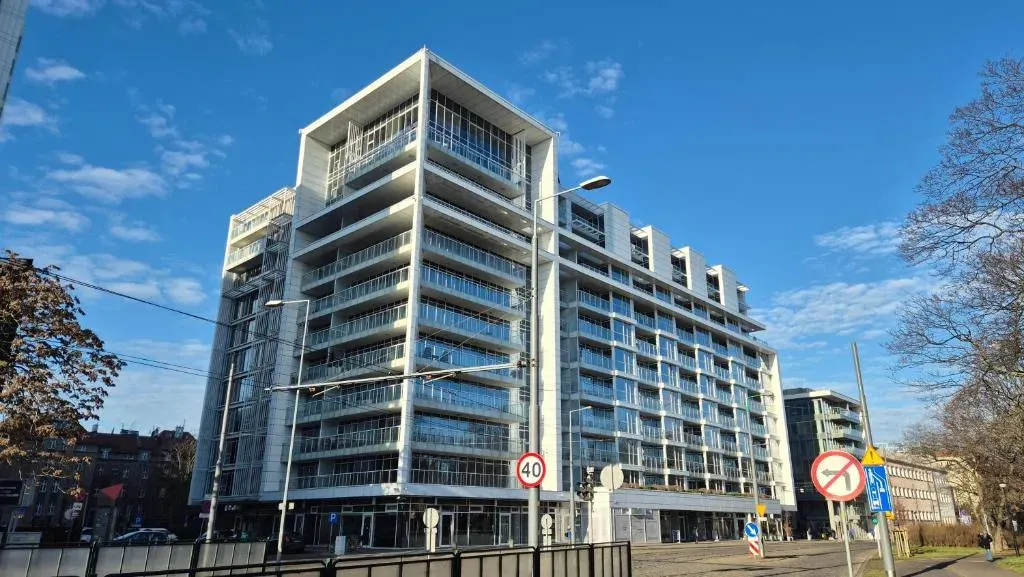 Towarowa ORANGE Apartment, free parking, air-conditioning, self check-in 24h, photo 1 of 10
