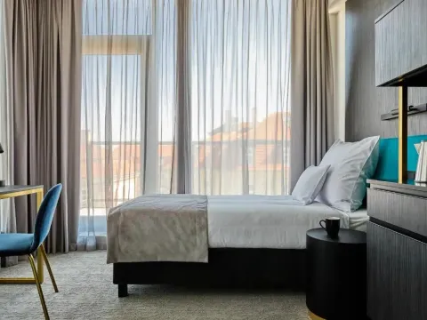 Liberté 33, an Ascend Collection Hotel, photo 8 of 10