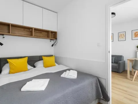 Nowoczesne i Eleganckie Studio oraz Apartament z Balkonami w Poznaniu by Noclegi Renters, photo 2 of 10