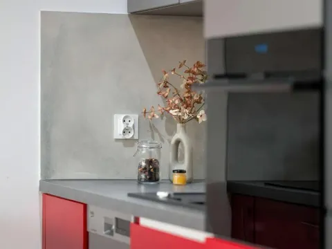 Red and Grey Apartment for 8 People in Poznań with Parking by Noclegi Renters, photo 10 of 10