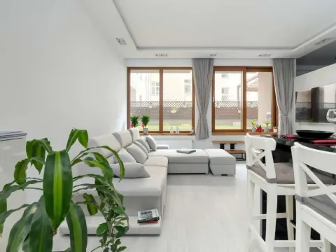 Piekny Apartament z Ogrodkiem i Tarasem & Parking by Noclegi Renters, photo 8 of 10