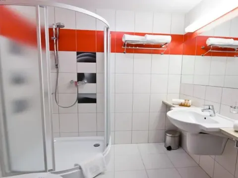 Hotel Poznański A2, photo 2 of 10