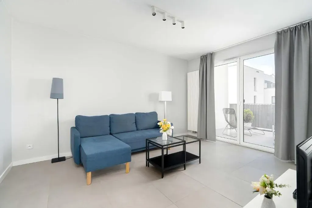 Stylish Apartment for 4 People with Parking in Poznań by Noclegi Renters, photo 1 of 10