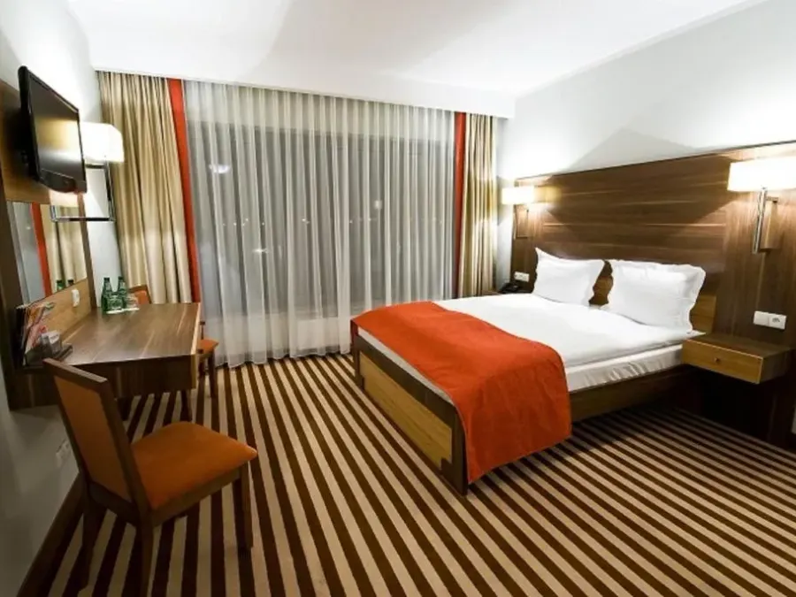 Hotel Poznański A2, photo 1 of 10