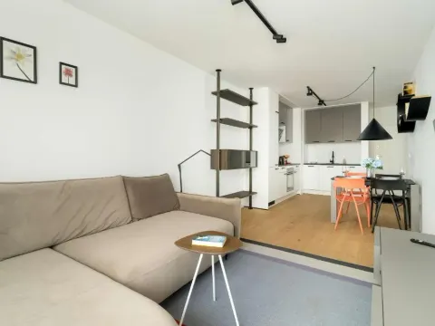 Prestiżowe Apartamenty w Poznaniu z Sypialnią i Parkingiem by Noclegi Renters, photo 8 of 10