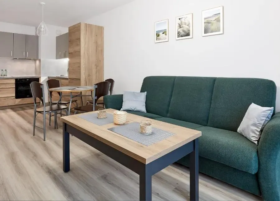 Poznań Airport Comfy Apartment by BookingHost, photo 1 of 10