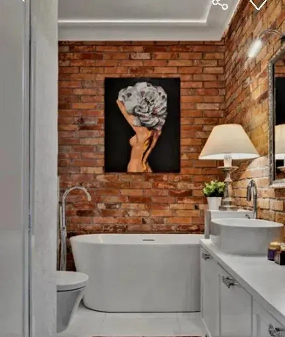 Luxury apartment in center town!, photo 1 of 10
