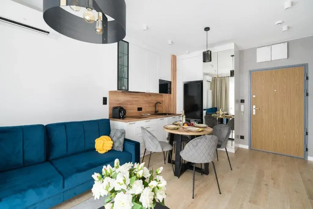 Niedziałkowskiego 25 Apartments Stary Browar City Center by Renters Prestige, photo 1 of 10