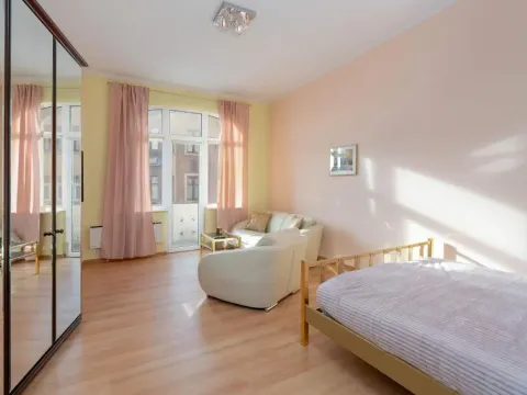 Elegancki Apartament Studio w Poznaniu by Noclegi Renters, photo 5 of 10