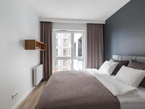 Alto Apartment by KRAMM, photo 2 of 10