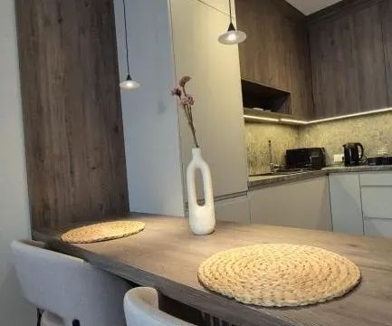 Luxurious Almond Apartment, self check-in 24h, free parking, air-conditioning, photo 10 of 10