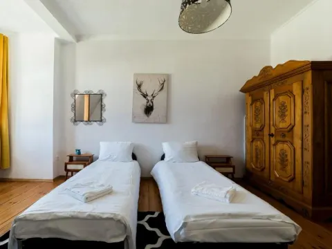 Kopernika Old Town Homely Apartment by BookingHost, photo 7 of 10