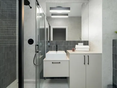 Sage Apartment by KRAMM, photo 3 of 10