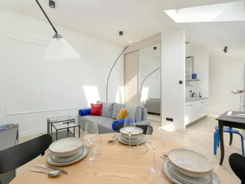 Minimalist Bright Apartment Kopernika near Old Town in Poznań by Noclegi Renters, photo 9 of 10
