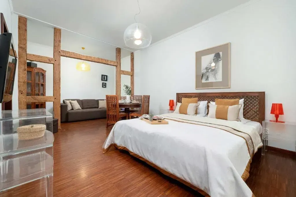 Tasteful Studio Near the City Center in Poznan by Noclegi Renters, photo 1 of 10
