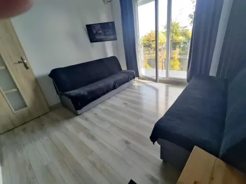 1110 Śmiałego 39 - Tanie Pokoje w Apartamencie - samodzielne zameldowanie - self check in, photo 7 of 10