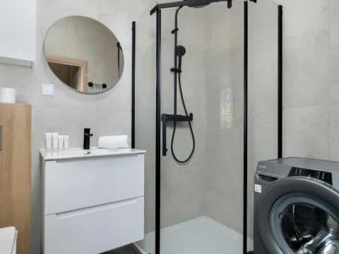 Modern Studio close to the Old Market Square and the Warta River by Noclegi Renters, photo 5 of 10