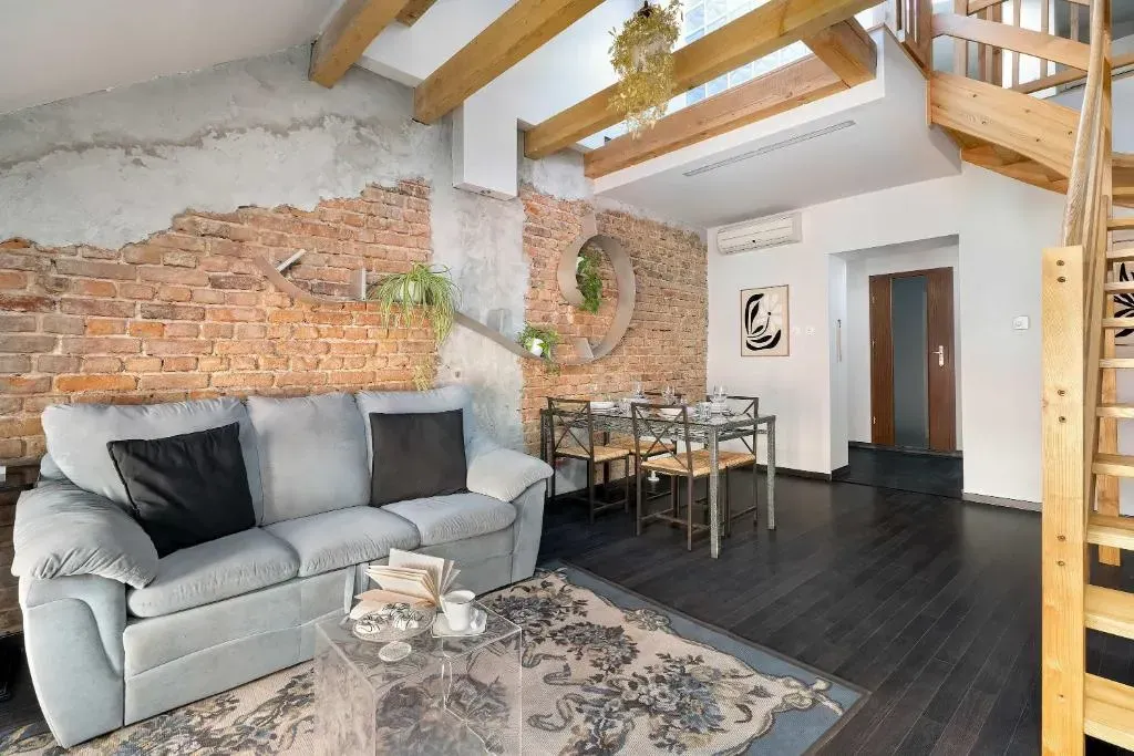Two-level Apartment with Air Conditioning and Workspace close to the City Center by Noclegi Renters, photo 1 of 10