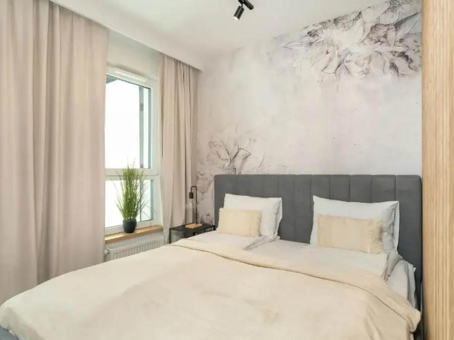 Cozy Studio with Parking in Poznań by Noclegi Renters, photo 1 of 10