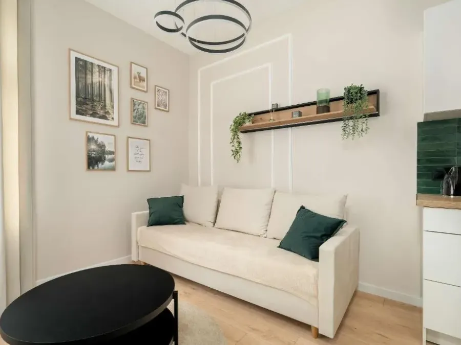 Bright Apartment close to the Old Market Square in Poznań by Noclegi Renters, photo 1 of 10