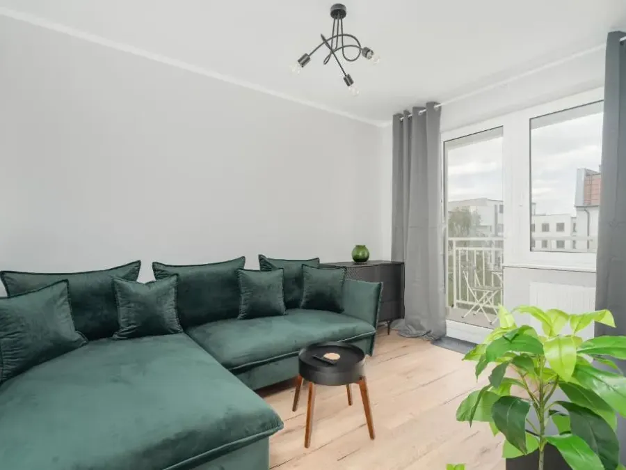 Spacious Apartment Ideal for Families by Noclegi Renters, photo 1 of 10
