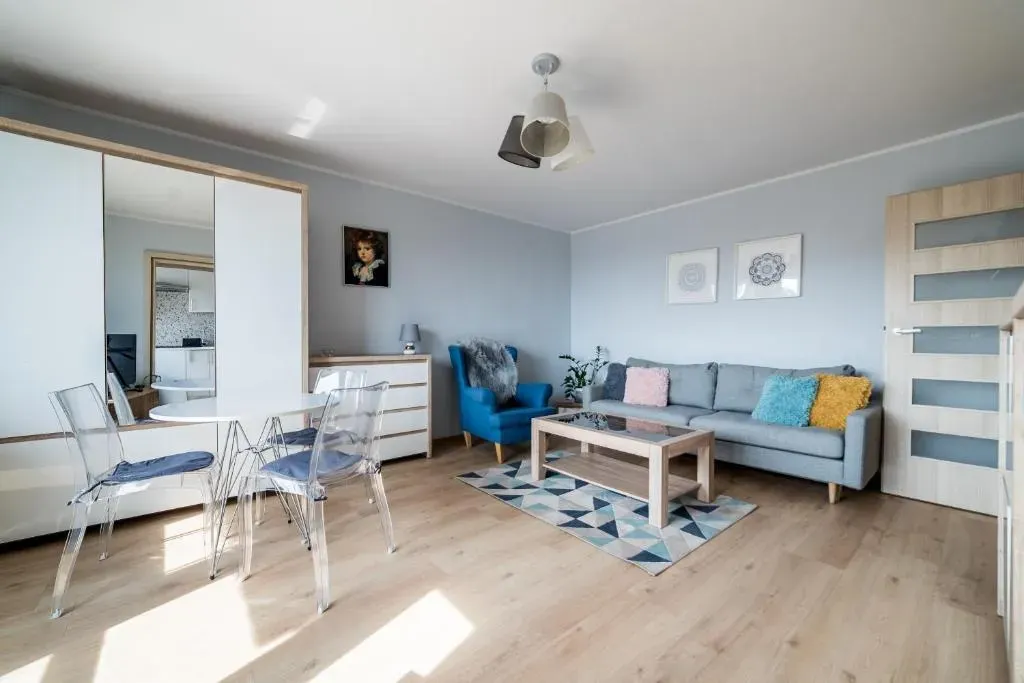Wichrowe Wzgórze Charming Apartment by BookingHost, photo 1 of 10