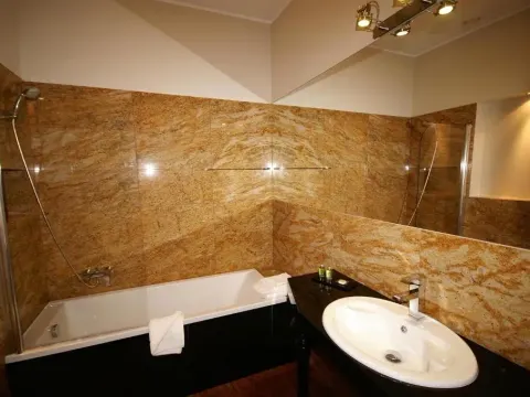 Hotel Kolegiacki, photo 6 of 10