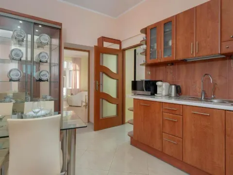 Elegancki Apartament Studio w Poznaniu by Noclegi Renters, photo 9 of 10