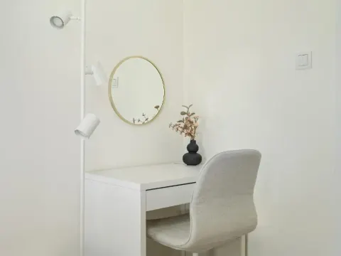 Family Apartment in Poznań with 2 Parking Spaces, 3 Bedrooms and Balcony by Noclegi Renters, photo 3 of 10