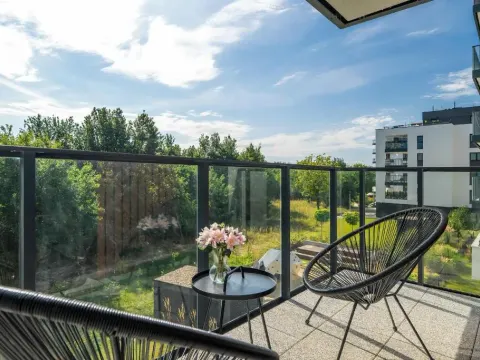 Meissnera Bright Apartment in Poznań with Parking by Noclegi Renters, photo 3 of 10