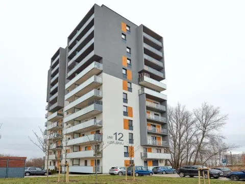10th Floor Unii Lubelskiej Apartment by BookingHost, photo 6 of 10