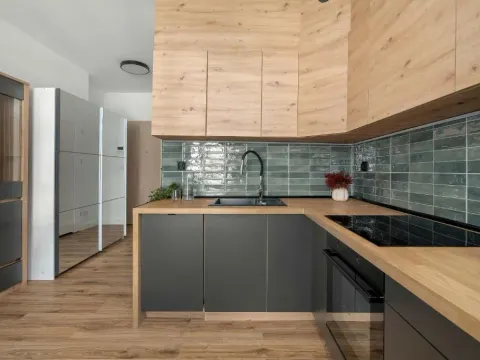 Charming Studio in Poznań with Balcony Close to City Attractions by Noclegi Renters, photo 9 of 10
