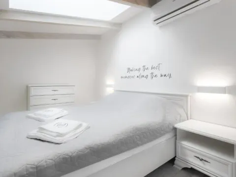 WUCHTA WIARY Apartment, photo 9 of 10