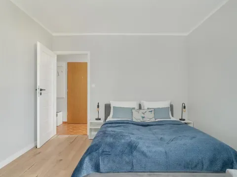 Spacious Apartment Ideal for Families by Noclegi Renters, photo 2 of 10