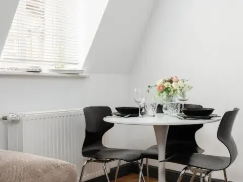 Wood and Grey Apartment - Strzałowa 3 Poznań by Noclegi Renters - SELF CHECK IN 24H, photo 6 of 10