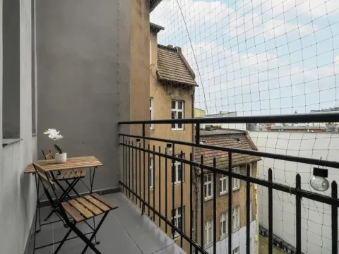 Modern Apartments Very Berry in the Centre of Poznań by Noclegi Renters, photo 2 of 10