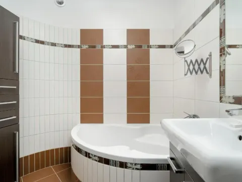 Dwupoziomowy Apartament Żmigrodzka z Tarasem w Poznaniu by Noclegi Renters, photo 7 of 10