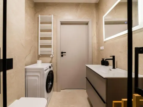 Posnania Deluxe Apartment by BookingHost, photo 9 of 10