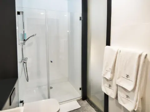 Platinum Residence Boutique, photo 7 of 10