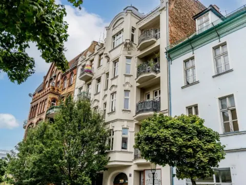 City Old Town View Apartment by BookingHost, photo 6 of 10