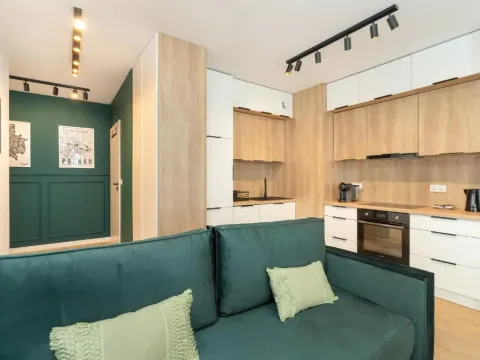 Cozy Studio with Parking in Poznań by Noclegi Renters, photo 2 of 10