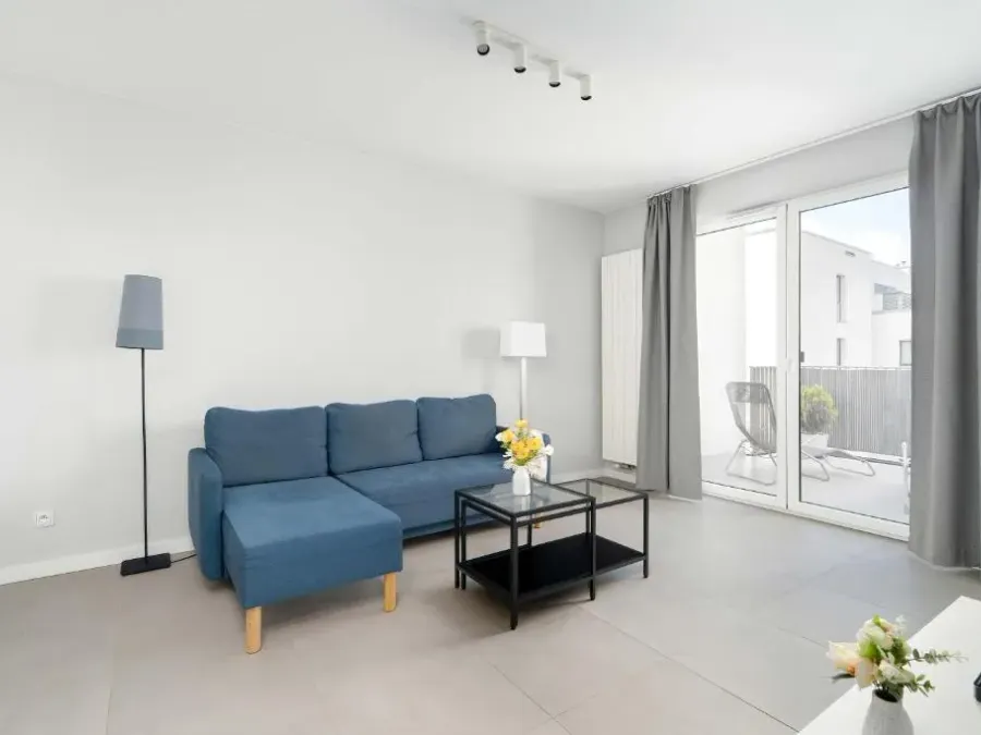 Stylish Apartment for 4 People with Parking in Poznań by Noclegi Renters, photo 1 of 10