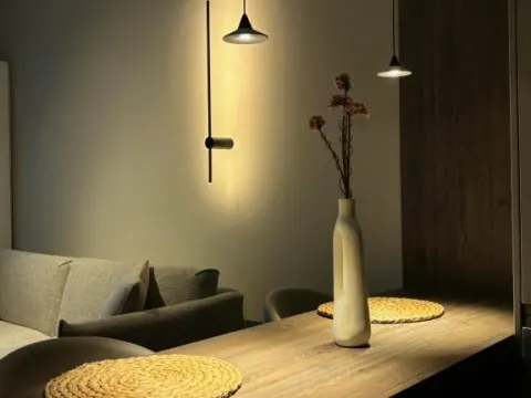 Luxurious Almond Apartment, self check-in 24h, free parking, air-conditioning, photo 4 of 10