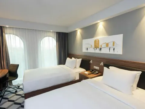 Hampton By Hilton Poznan Old Town, photo 6 of 10